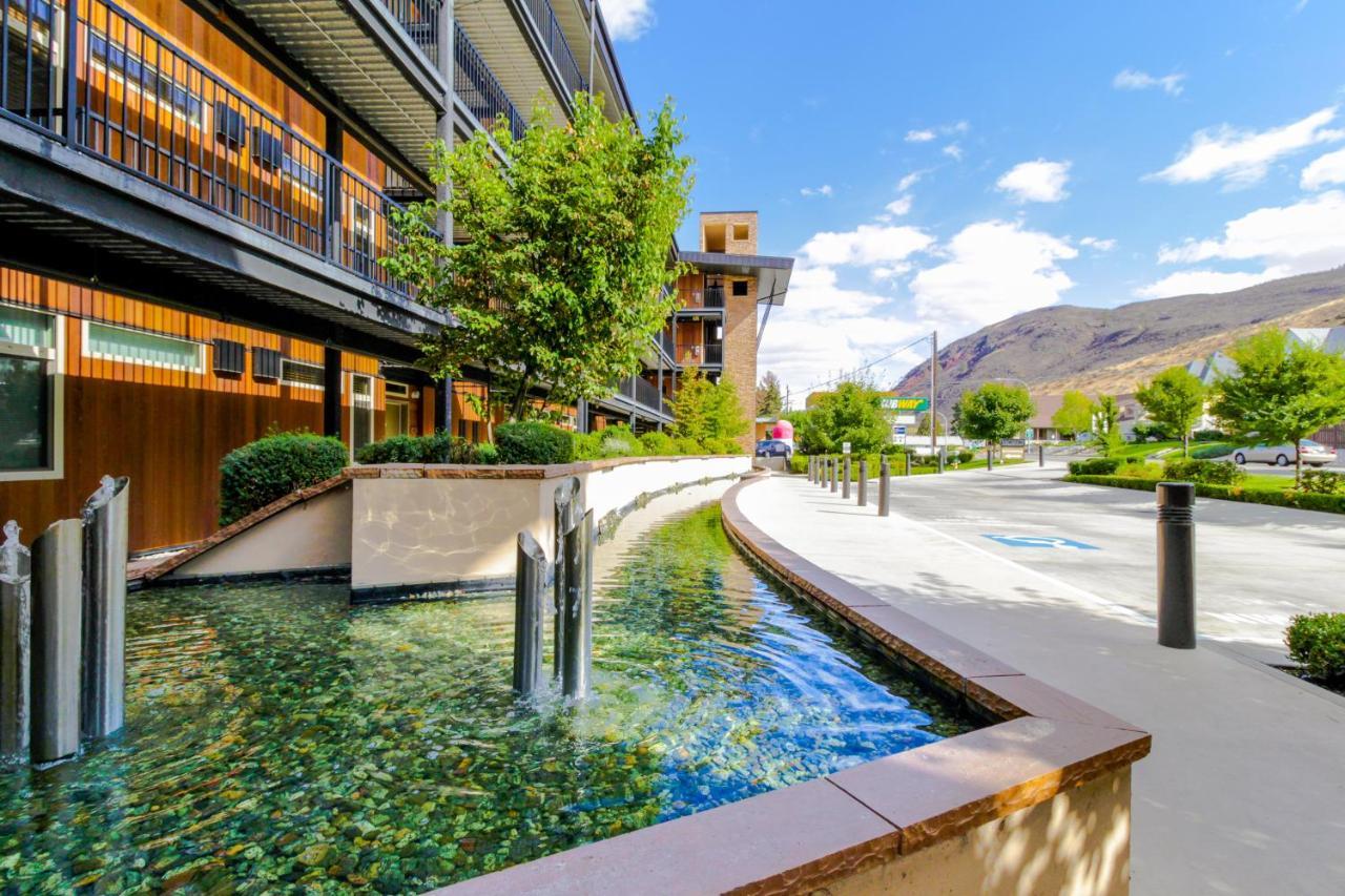 Chelan Resort Suites: Water Sunset Zewnętrze zdjęcie